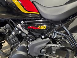 2025 Royal Enfield GUERILLA 450 BLACK