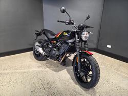 2025 Royal Enfield GUERILLA 450 BLACK