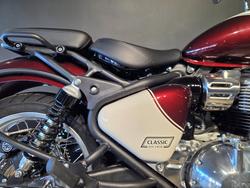 2025 Royal Enfield CLASSIC 650 RED