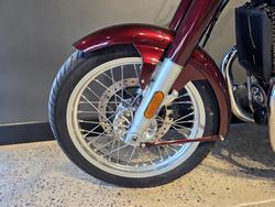 2025 Royal Enfield CLASSIC 650 RED