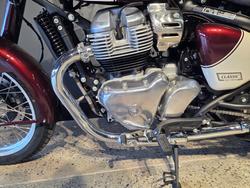 2025 Royal Enfield CLASSIC 650 RED