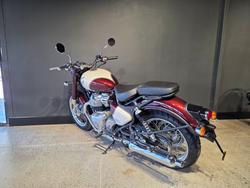 2025 Royal Enfield CLASSIC 650 RED