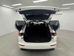 2021 Mitsubishi Outlander ES ZM MY22 AWD White