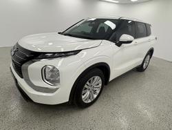 2021 Mitsubishi Outlander ES ZM MY22 AWD White