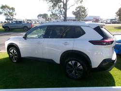 2025 Nissan X-TRAIL ST-L