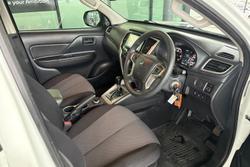 2023 Mitsubishi Triton GLX+