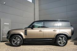 2025 Land Rover Defender 110 D350 X-Dynamic HSE