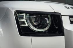 2025 Land Rover Defender 130 D350 X-Dynamic SE