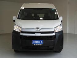 2021 Toyota Hiace Commuter