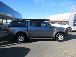 2017 Nissan Navara ST