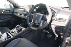 2025 Mitsubishi Outlander PHEV GSR