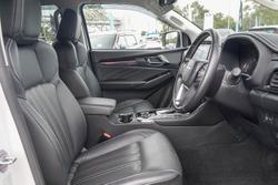 2023 Isuzu MU-X LS-T