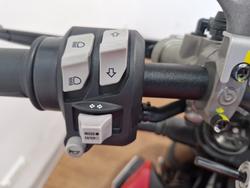 2024 Ducati STREETFIGHTER V2 RED