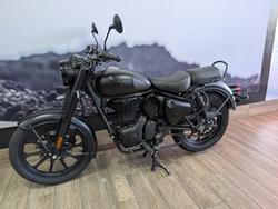 2025 ROYAL ENFIELD (SEE ALSO ENFIEL CLASSIC 350 DARK Black