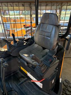 2025 CASE Cx25d