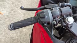 2016 Yamaha YZF-R15 SP V2