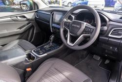 2023 Isuzu MU-X LS-M