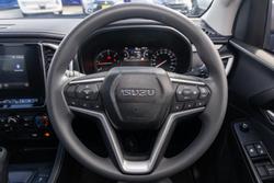 2023 Isuzu MU-X LS-M