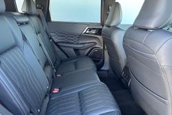 2025 Mitsubishi Outlander Exceed