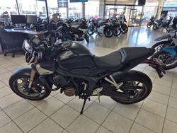 2025 Honda CB650R E-Clutch CB Black