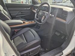 2026 KGM Torres EVX U100 MY26 Grand White