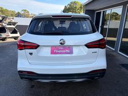 2023 MG HS Essence SAS23 MY23 York White