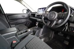 2024 Mitsubishi Triton GLX+