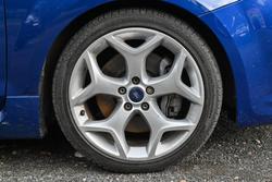 2010 Ford Focus XR5 Turbo LV Performance Blue