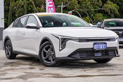 2025 Kia K4 S