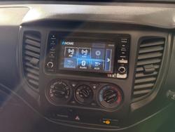 2022 Mitsubishi Triton GLX