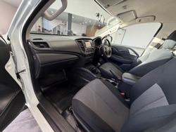 2022 Mitsubishi Triton GLX