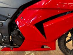 2011 Kawasaki NINJA 250R (EX250) RED
