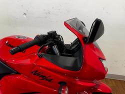2011 Kawasaki NINJA 250R (EX250) RED