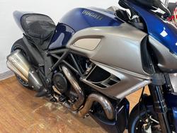 2013 Ducati DIAVEL BLUE