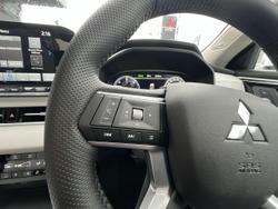 2025 Mitsubishi Outlander PHEV Exceed