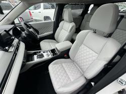 2025 Mitsubishi Outlander PHEV Exceed