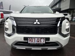 2025 Mitsubishi Outlander PHEV Exceed