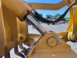 2013 Caterpillar 12M