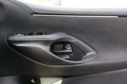 2024 Toyota Yaris Ascent Sport