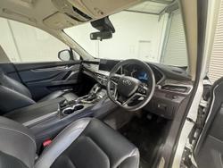 2022 LDV D90 Executive