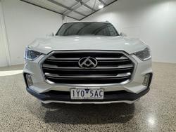 2022 LDV D90 Executive