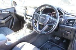 2022 Isuzu MU-X LS-U