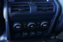 2021 Land Rover Defender 110 P400 HSE