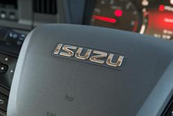 2025 Isuzu N Series NLR 45-150 DT D25