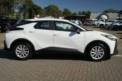 2024 Toyota C-HR GXL