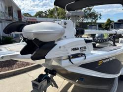 2022 QUINTREX 450 Hornet Pro