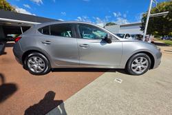 2014 Mazda 3 Neo
