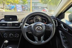 2014 Mazda 3 Neo