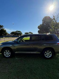 2013 Toyota Kluger KX-R