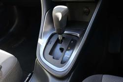 2024 Toyota Yaris Ascent Sport